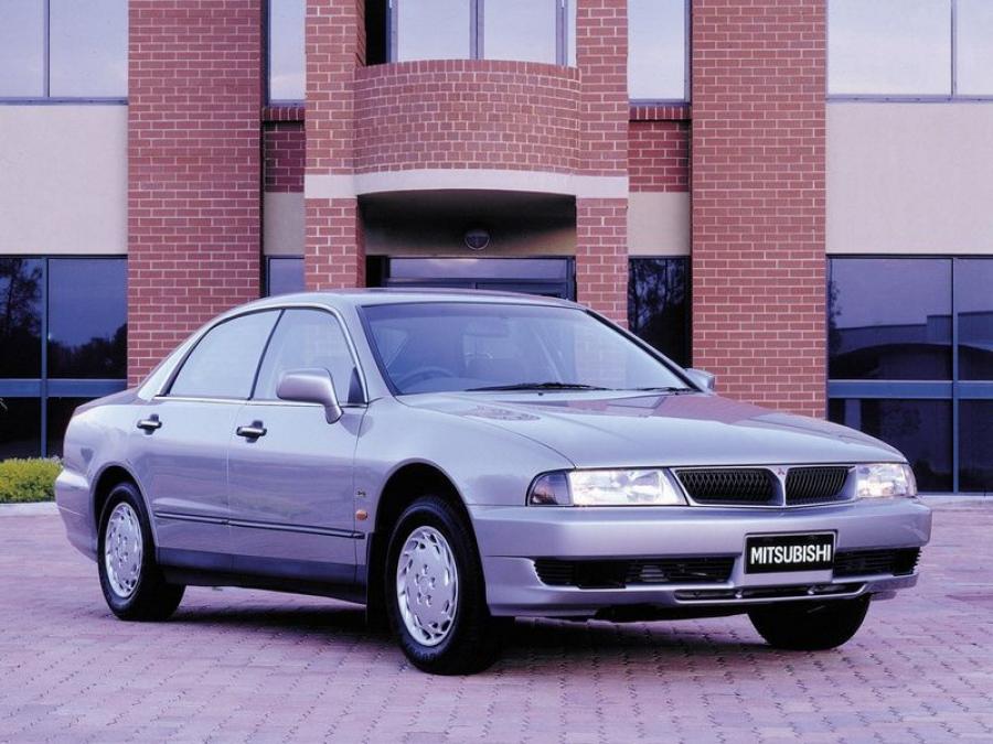  Mitsubishi Magna 1999 года  (фото 1 из 3)